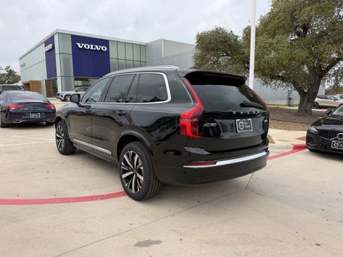 New 2026 Volvo XC90 B5 Core AWD/4WD image 4