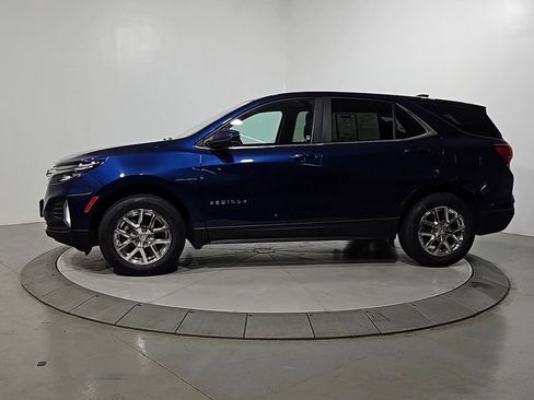 Used 2023 Chevrolet Equinox LT AWD/4WD image 2