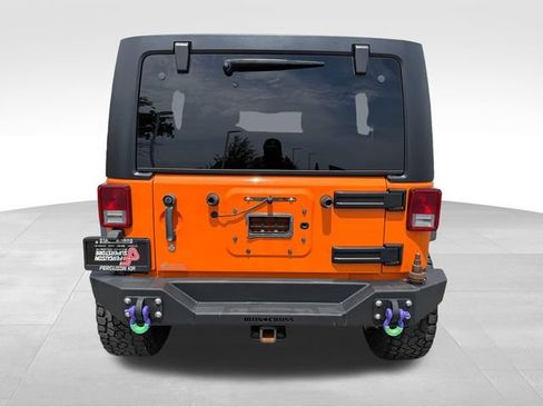 Used 2013 Jeep Wrangler Unlimited Rubicon w/ Dual Top Group AWD/4WD image 6