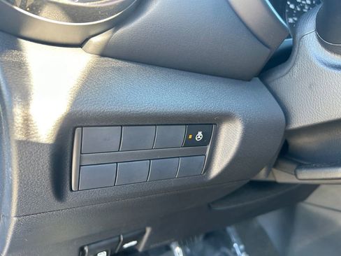 Used 2024 Nissan Kicks SR w/ SR Premium Package image 22