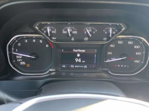 Used 2019 GMC Sierra 1500 SLT w/ SLT Premium Plus Package AWD/4WD image 19