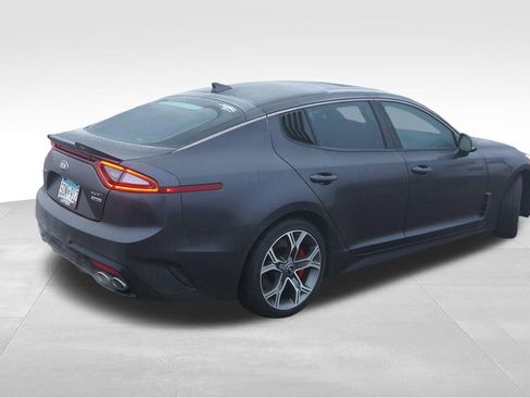 Certified 2019 Kia Stinger GT2 image 3