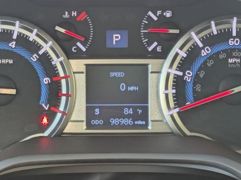 Used 2018 Toyota 4Runner SR5 Premium AWD/4WD image 23
