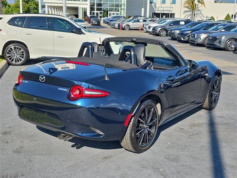 Used 2025 MAZDA MX-5 Miata Grand Touring image 3