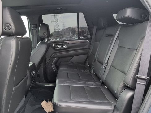 Used 2021 Chevrolet Tahoe Z71 w/ Z71 Signature Package AWD/4WD image 10