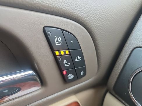 Used 2013 Chevrolet Tahoe LTZ image 21