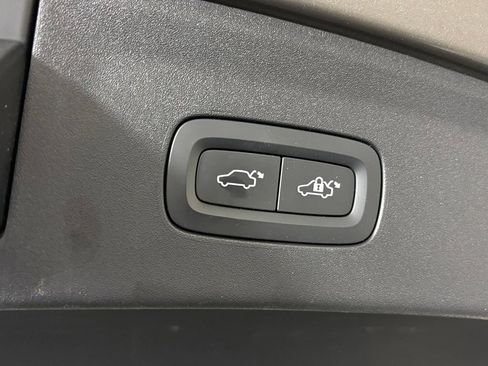 Used 2022 Polestar Polestar 2 w/ Performance Package AWD/4WD image 37