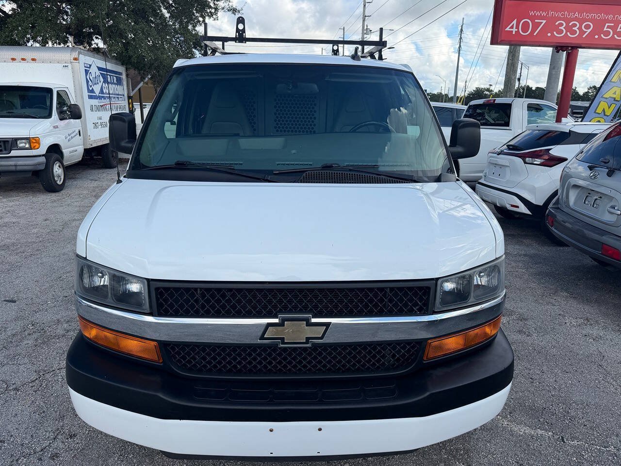 Used 2021 Chevrolet Express 2500 Extended w/ Driver Convenience Package RWD image 3