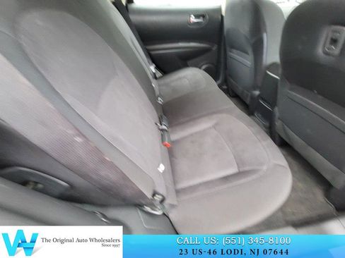 Used 2015 Nissan Rogue S w/ Convenience Package AWD/4WD image 18