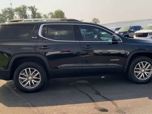 Used 2019 GMC Acadia SLE w/ Driver Alert Package I image 9