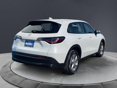 Used 2023 Honda HR-V LX image 5
