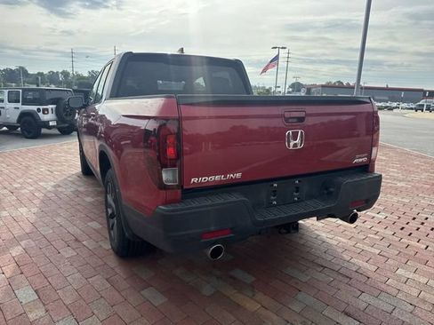 Used 2023 Honda Ridgeline Sport image 7