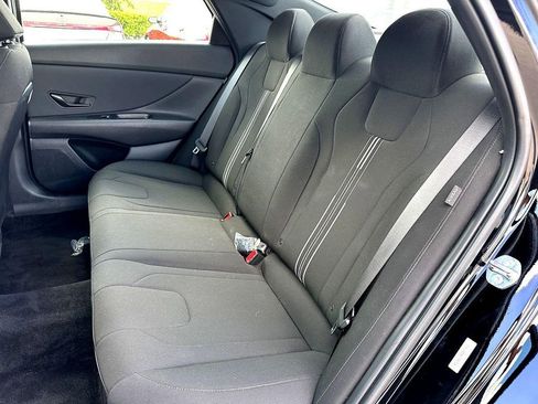 Used 2025 Hyundai Elantra Sport image 27