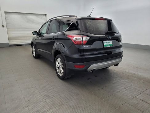 Used 2017 Ford Escape SE w/ Equipment Group 201A FWD image 5