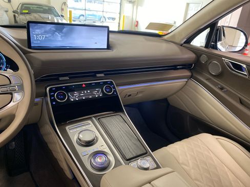 Used 2023 Genesis GV80 3.5T image 13