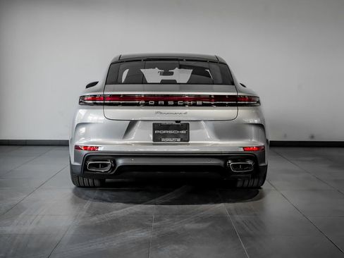 New 2026 Porsche Panamera 4 image 6