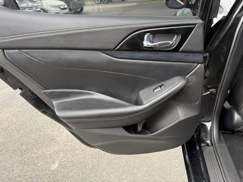 Used 2020 Nissan Maxima Platinum w/ Sport Mat Group FWD image 36