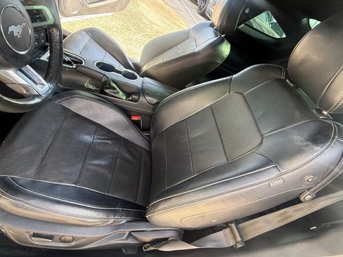Used 2021 Ford Mustang GT Premium RWD image 20