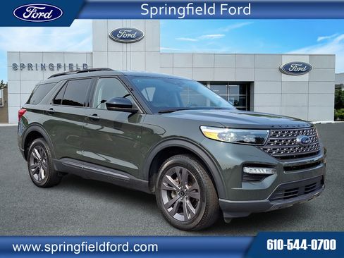 Certified 2024 Ford Explorer XLT w/ Equipment Group 202A AWD/4WD image 1