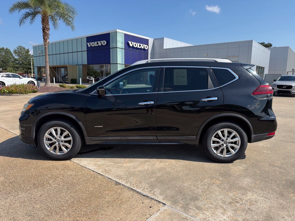 Used 2019 Nissan Rogue SV AWD/4WD image 2