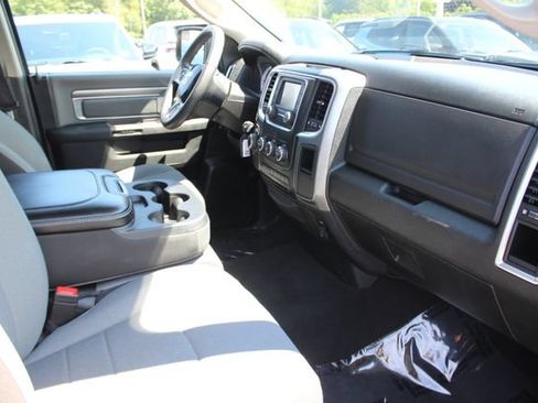 Used 2024 RAM 1500 Classic SLT RWD image 30