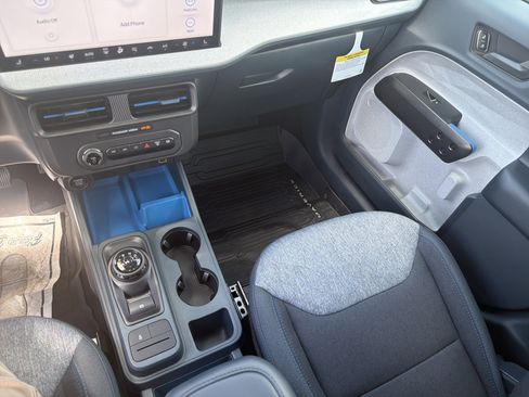 New 2025 Ford Maverick XLT w/ XLT Luxury Package FWD image 22