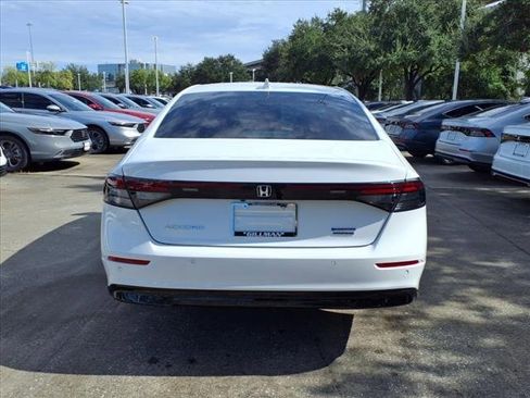 New 2025 Honda Accord Touring image 12