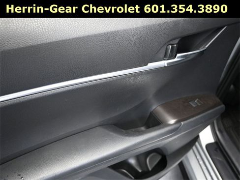 Used 2024 Toyota Camry SE image 15