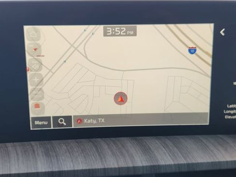 Used 2024 Kia Telluride SX w/ Towing Package image 14