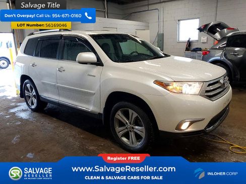 Used 2011 Toyota Highlander Limited w/ Tow Pkg AWD/4WD image 5