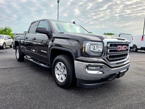 Used 2018 GMC Sierra 1500 SLE w/ SLE Value Package RWD image 11