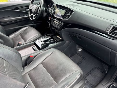 Used 2022 Honda Pilot Black Edition image 33