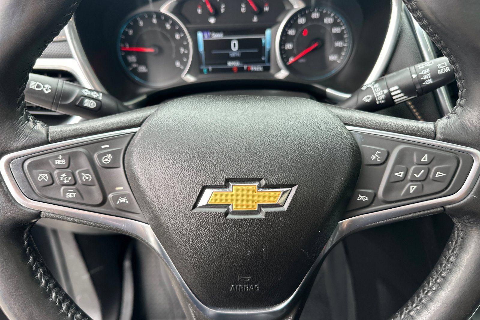 Used 2018 Chevrolet Equinox Premier AWD/4WD image 24