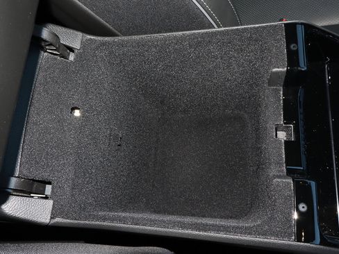 New 2025 Jeep Grand Cherokee L Overland w/ Advanced Protech Group III image 37