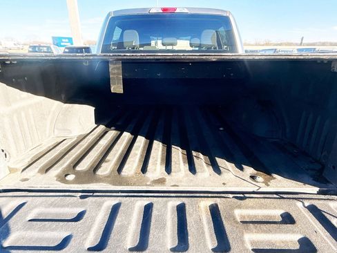 Used 2018 Ford F150 XLT image 24