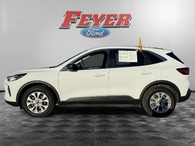 Certified 2023 Ford Escape Active AWD/4WD image 2