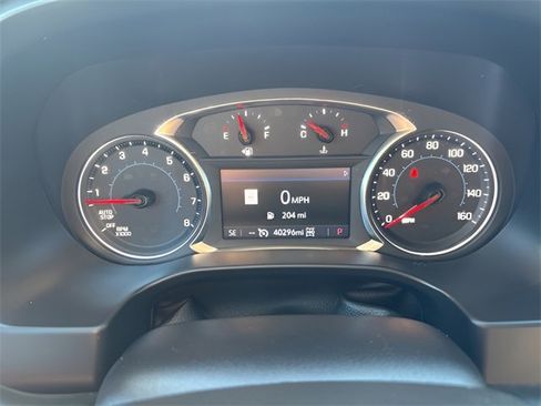 Used 2023 GMC Acadia SLT image 12