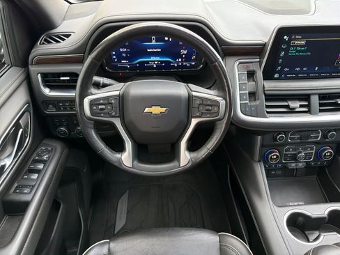 Used 2022 Chevrolet Tahoe Premier w/ Premium Package 2 AWD/4WD image 14