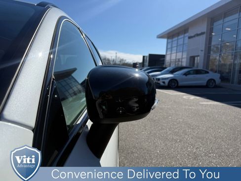 Certified 2023 Volvo XC60 B5 Ultimate w/ Climate Package image 11