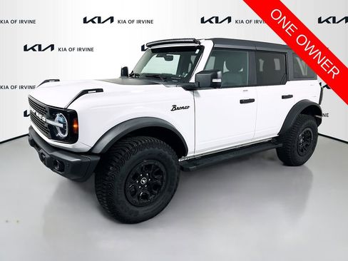 Used 2023 Ford Bronco Wildtrak image 3