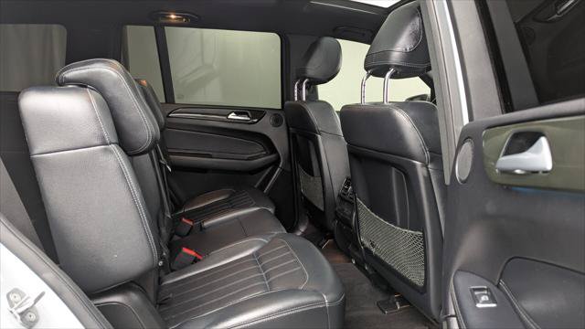 Used 2018 Mercedes-Benz GLS 450 4MATIC w/ Premium Package image 21