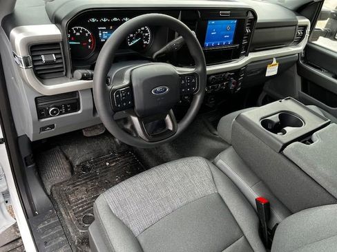 New 2025 Ford F350 XLT image 13