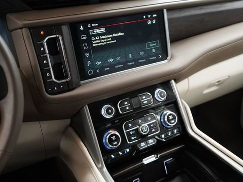 Used 2024 GMC Yukon Denali w/ Max Trailering Package AWD/4WD image 27