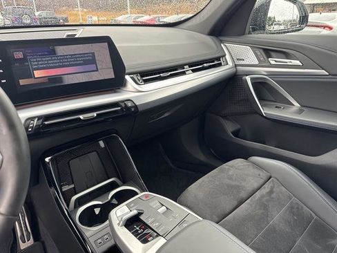 Used 2025 BMW X1 xDrive28i w/ Premium Package image 11