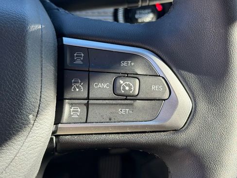 Certified 2024 Jeep Compass Limited image 23