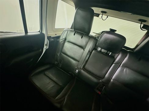 Used 2021 Jeep Wrangler Unlimited Rubicon image 12