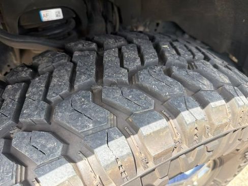 Used 2022 Ford F150 XLT w/ Equipment Group 302A High AWD/4WD image 4