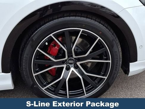 Used 2020 Audi Q8 Prestige w/ Prestige Package image 10