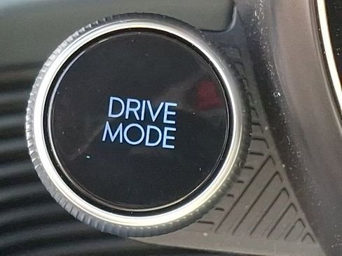 Used 2024 Hyundai Ioniq 5 SE image 25