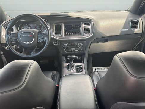 Used 2022 Dodge Charger SXT w/ Leather Interior Group image 13